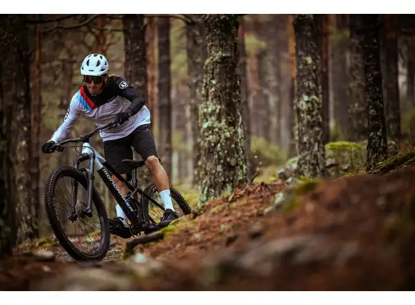 Mondraker Raze full-suspension bike black/dirty white