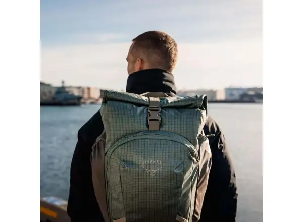 In stock New Osprey Transporter Roll Top backpack Pine Leaf