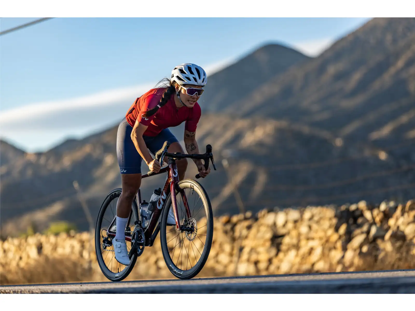 Liv EnviLiv Advanced 2 women's road bike Sangria
