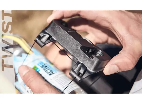 Fidlock connector for bottle with system BOA