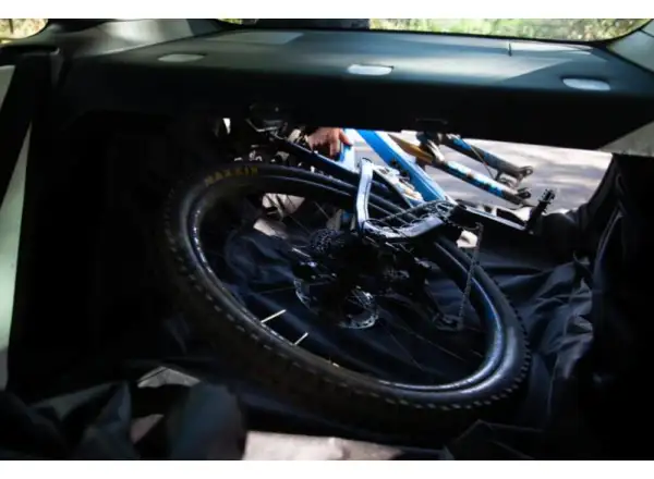 Hiplok Rideshield protective pad 2700 x 1020 mm black