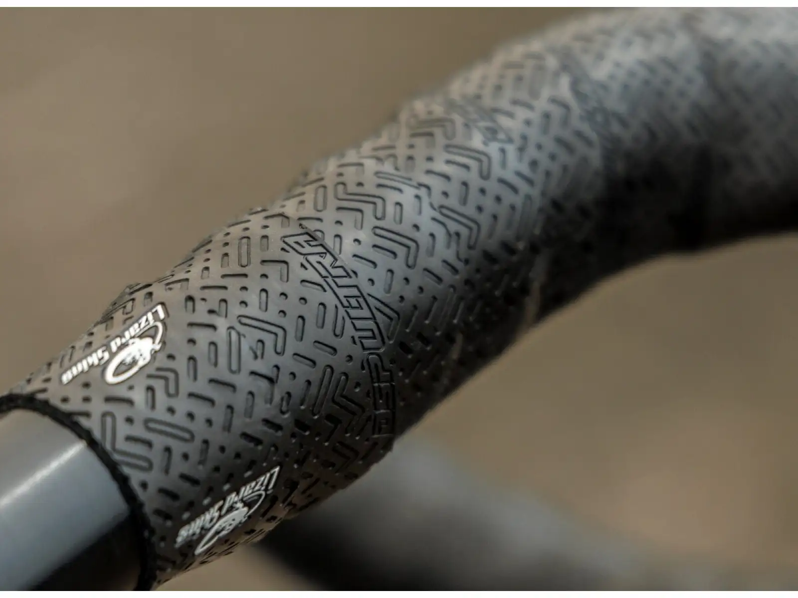 Lizard Skins DSP Ultra 2.7 mm Jet Black handlebar tape