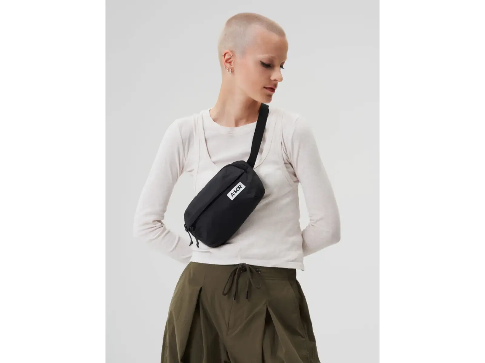 Aevor Hip Bag Ease shoulder bag/waist bag Black