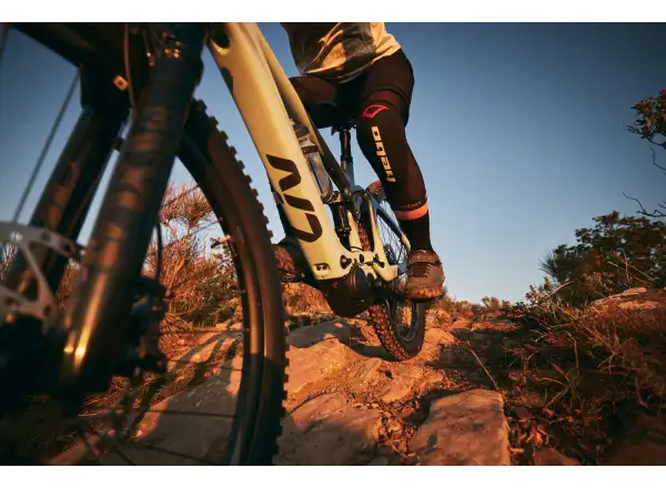 Liv Intrigue X Advanced E+ Elite 2 full-suspension e-bike Digital Blurple