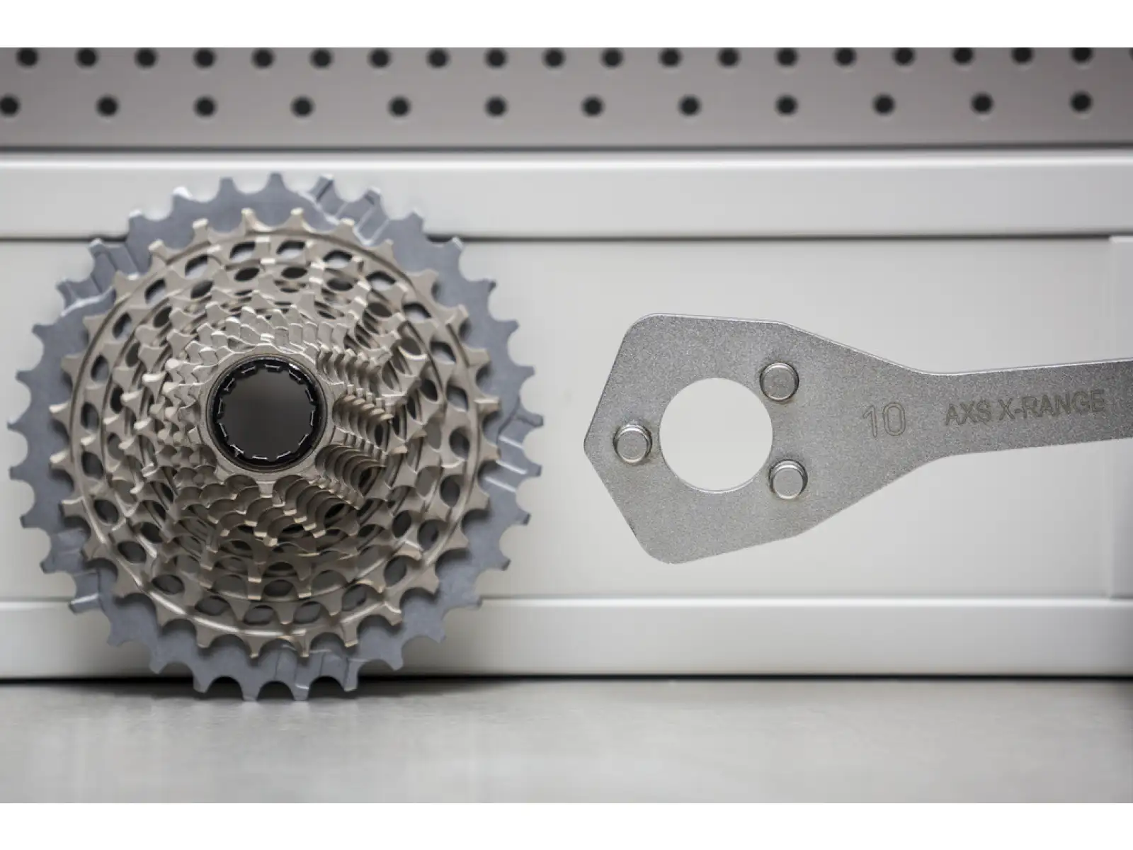 Unior cassette puller for Sram X-Range