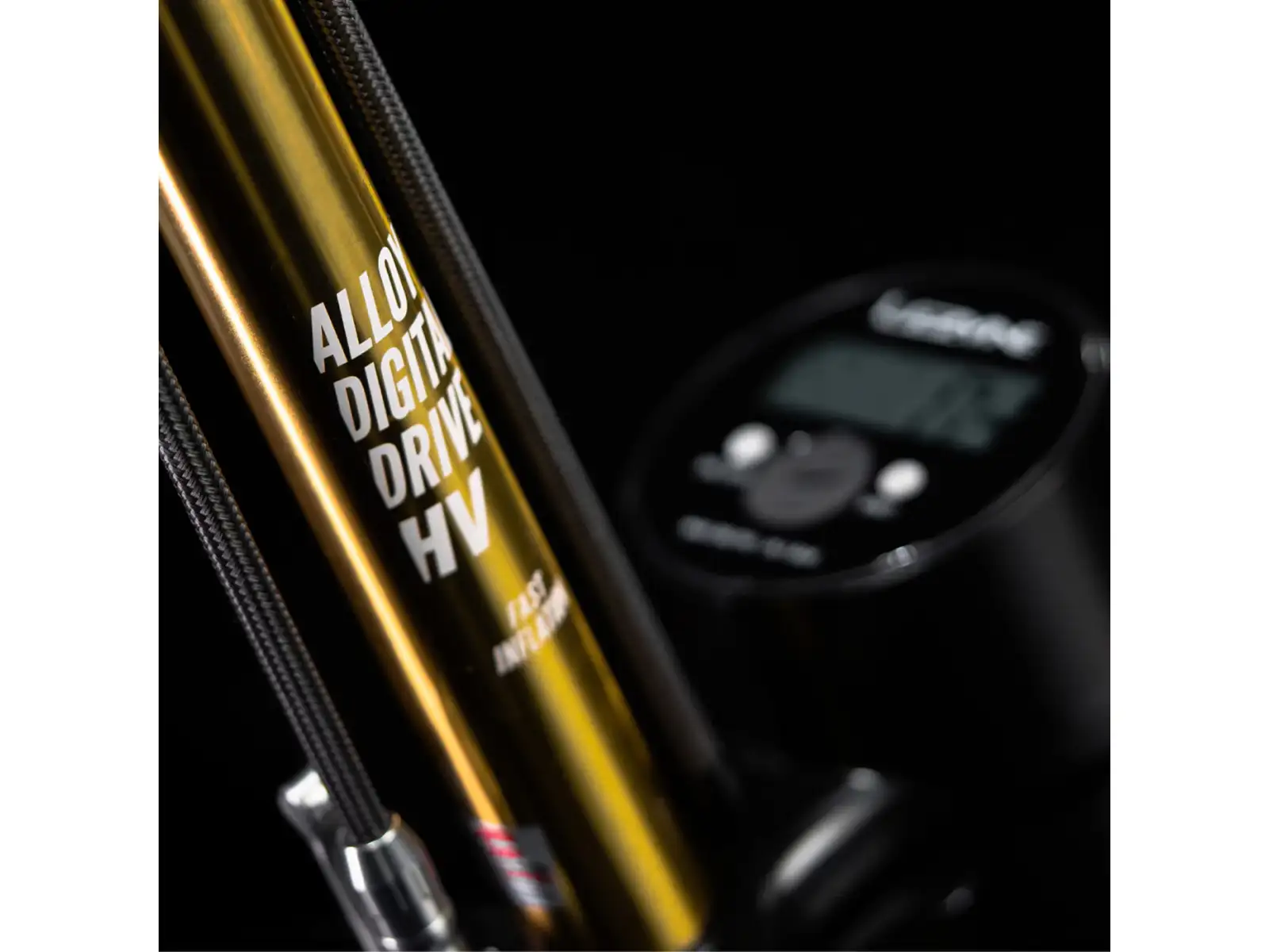 Lezyne 18K Digital Drive floor pump GOLD/BLACK