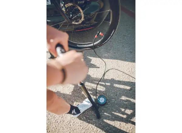 Lezyne Steel Floor Drive workshop pump Mettalic silver