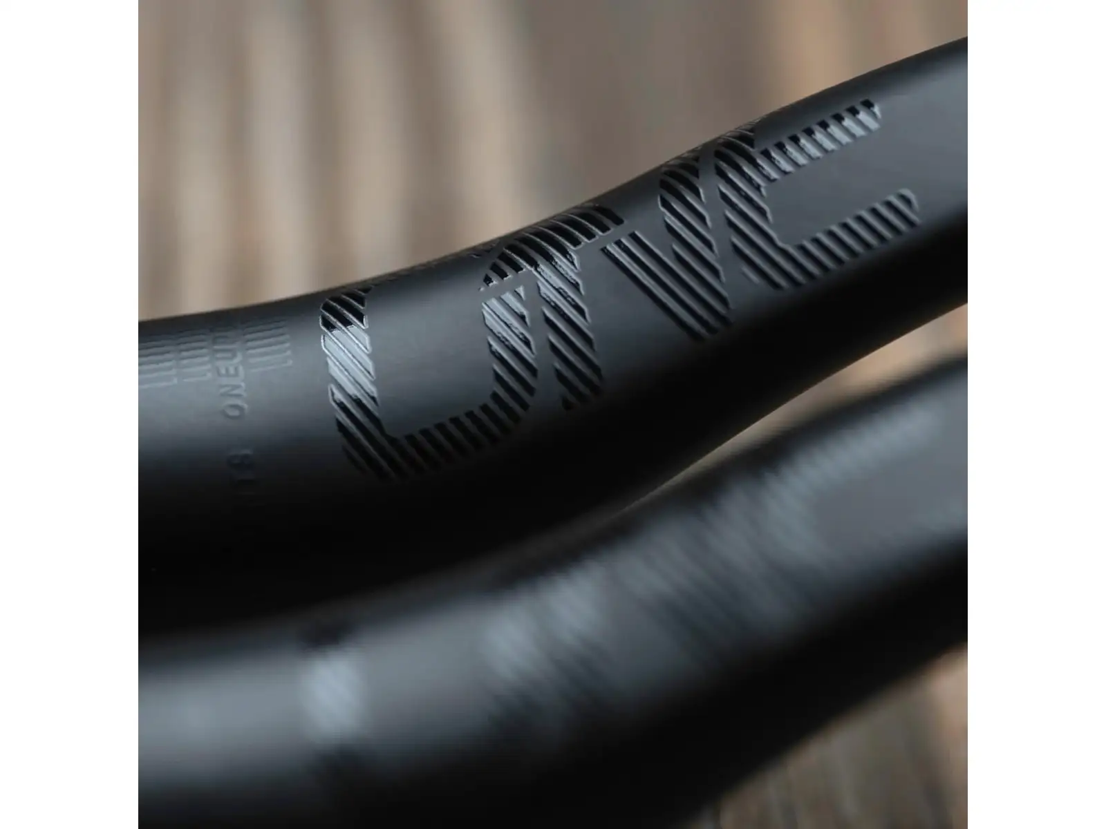 OneUp handlebars V1 Carbon 35/800 mm rise 35 mm Black