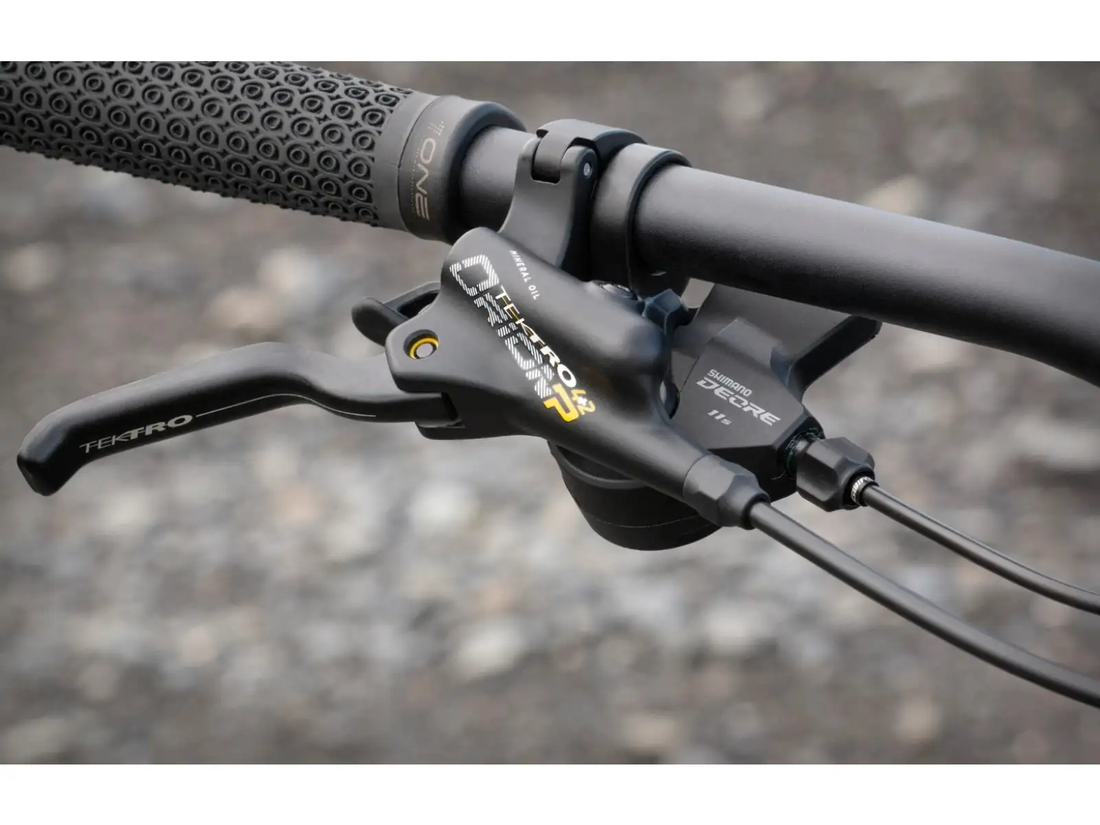 Superior eXF 8089 full suspension e-bike Matte Black/Chrome Silver
