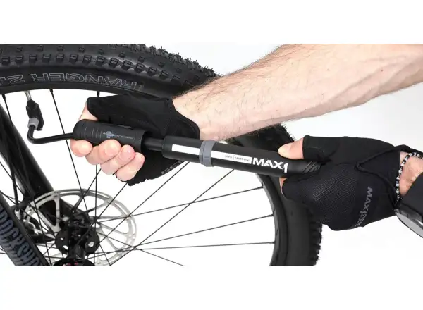 Max1 Sport mini pump black