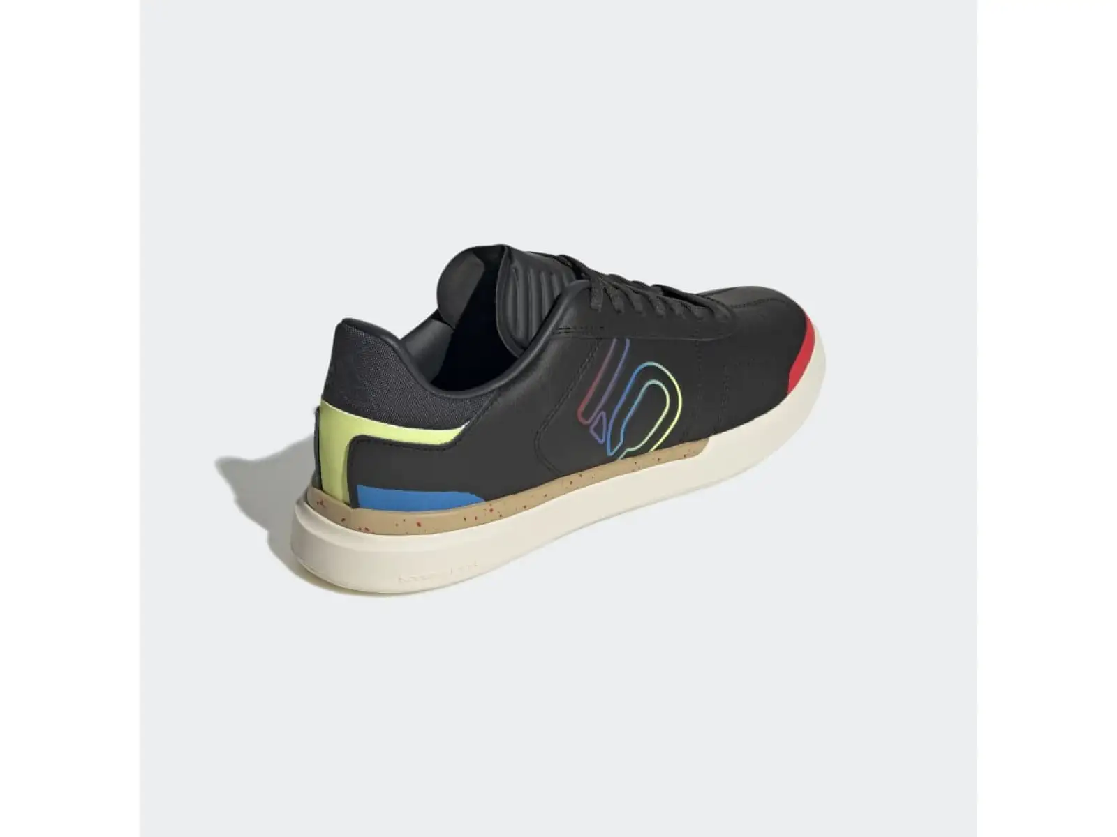 Five Ten Sleuth DLX men's shoes Core Black/Carbon/Wonder White