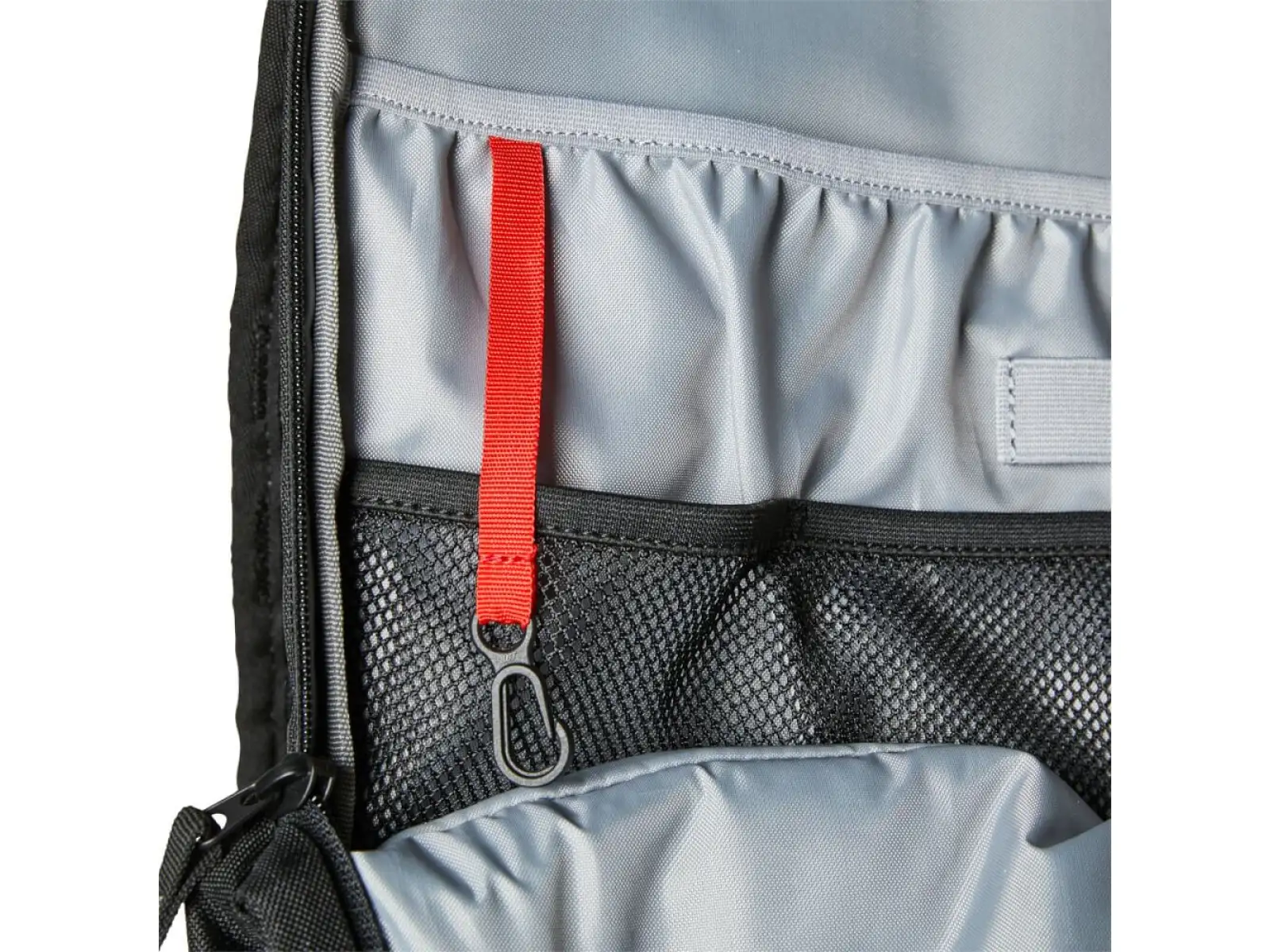 Fox Utility 6 l backpack with reservoir black