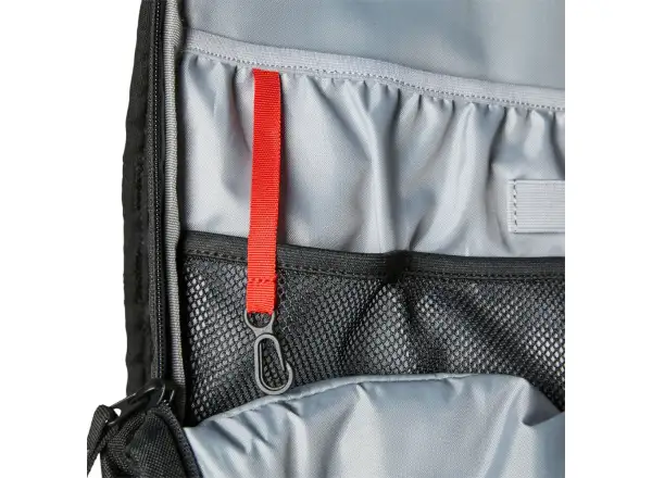 Fox Utility 6 l backpack with reservoir black