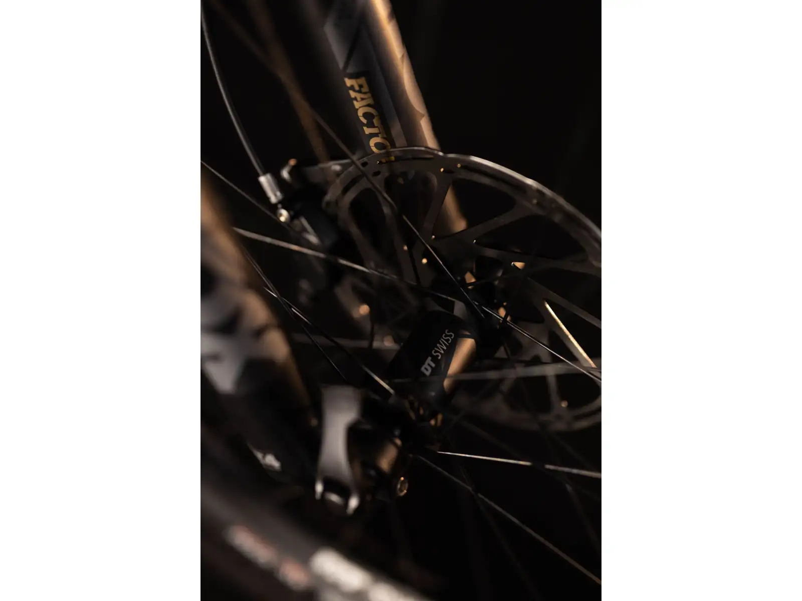 Crussis Legend 68 full-suspension e-bike