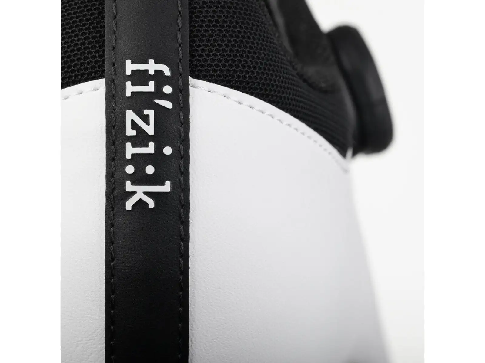 Fizik Vento Omna Wide road cycling shoes White/Black