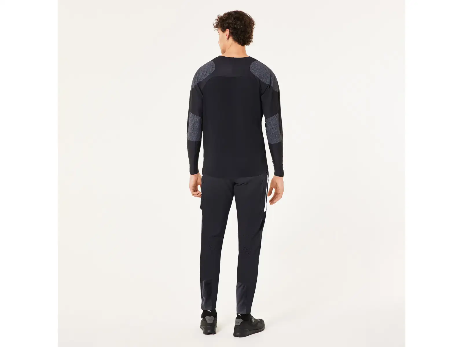 Oakley Seeker Edge men's loose jersey long sleeve Blackout