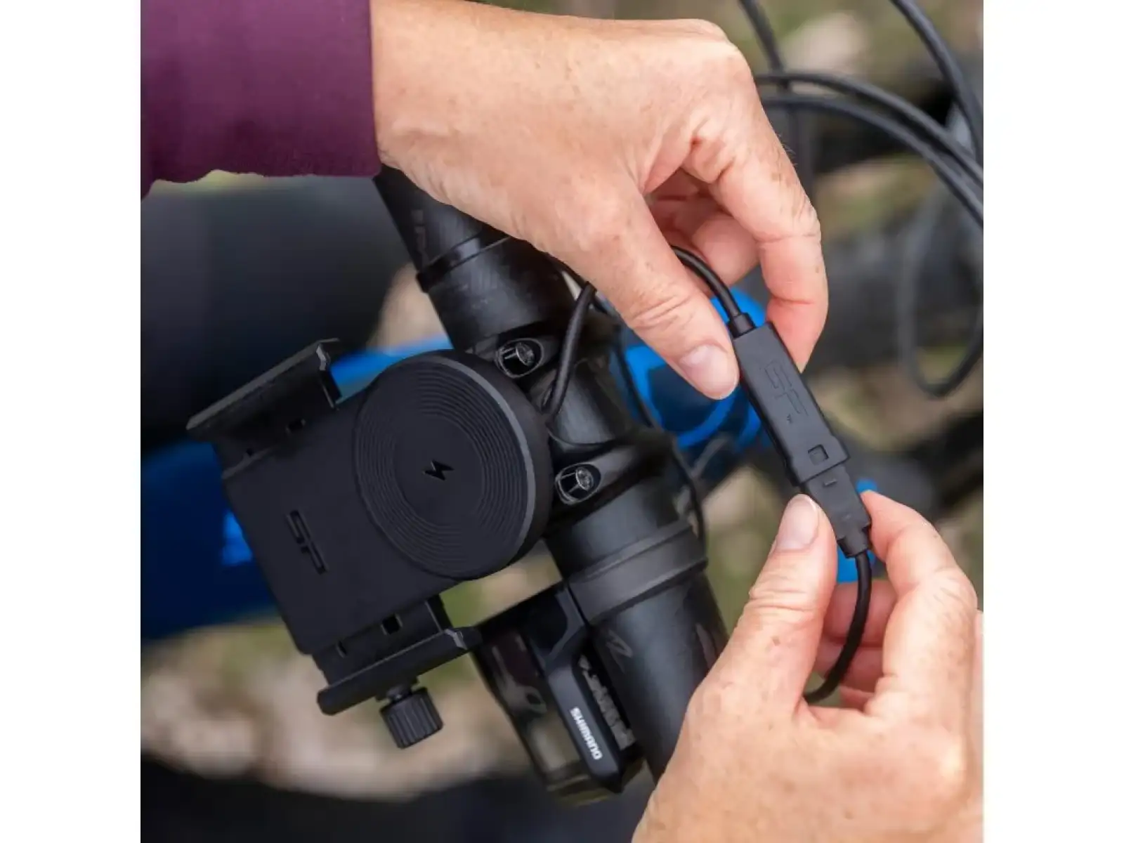 SP Connect Universal Charging Phone Clamp SPC+ universal charging holder