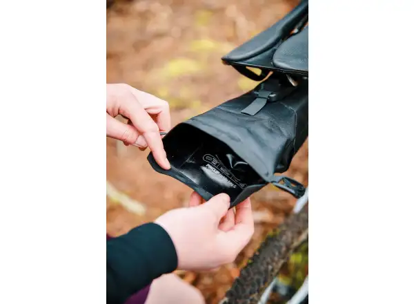 Fidlock Pinclip saddle bag black size S