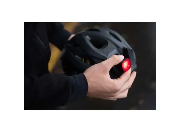 Giant Recon TL 100 rear light USB