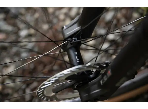 Superior XP 9.8 mountain bike Matte Carbon/Dark Chrome