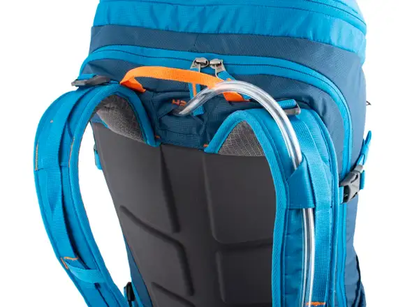 Pinguin Ridge 28 winter backpack Petrol