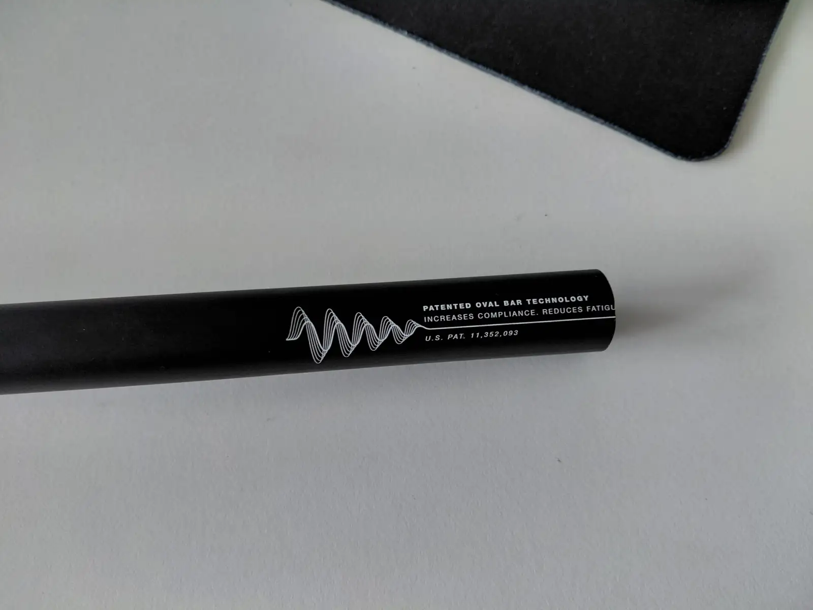 OneUp handlebars V2 Carbon 35/720 mm shortened black 20 mm rise
