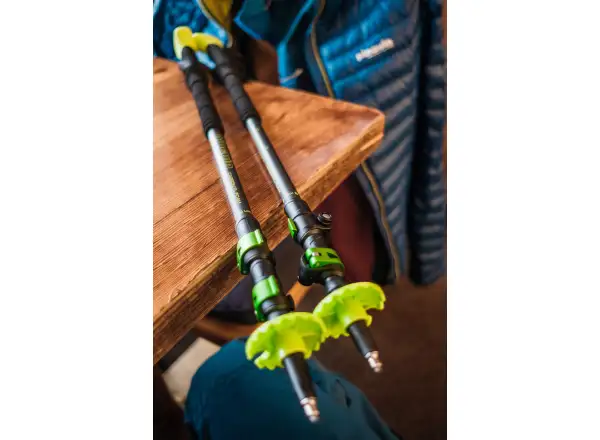 Pinguin Carbon FL Foam trekking poles Green size 64 - 135 cm