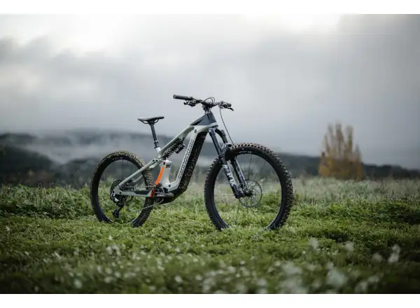 Cannondale Moterra Carbon LT 1 full-suspension e-bike Tiger Shark
