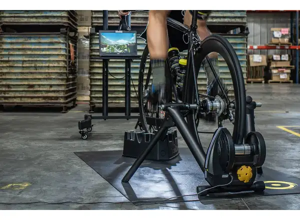 Saris M2 Smart trainer