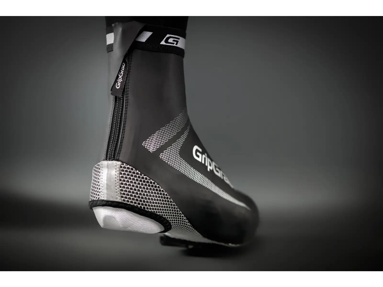 Grip Grab Aqua Race shoe covers black/reflective