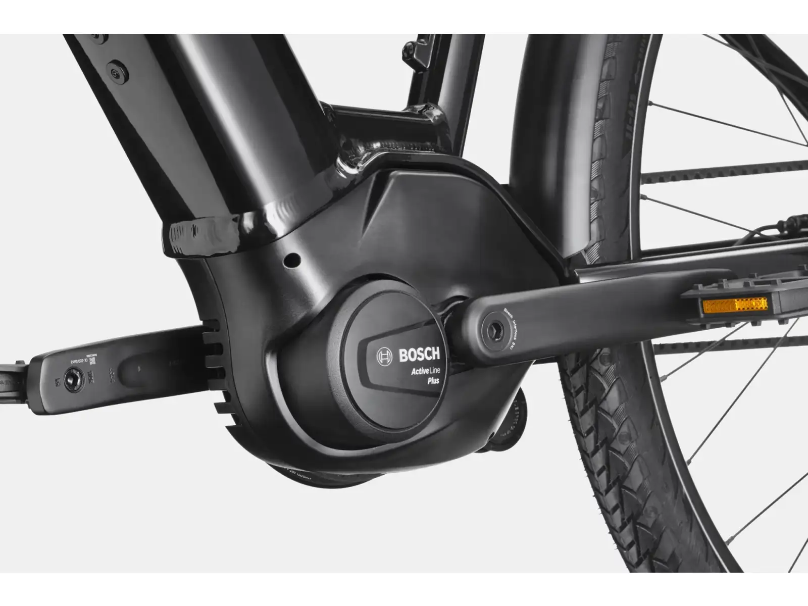 Cannondale Mavaro 4 city e-bike Black