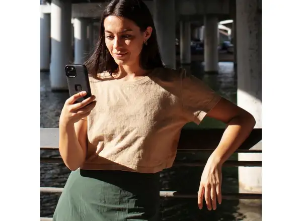 Peak Design Everyday V2 Case for iPhone 15 Pro Max Redwood