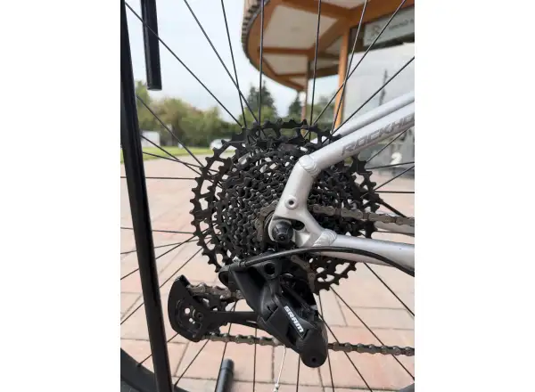 Specialized Rockhopper 29 size M BAZAR