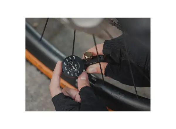 TOPEAK Airbooster G+ CO2 pump