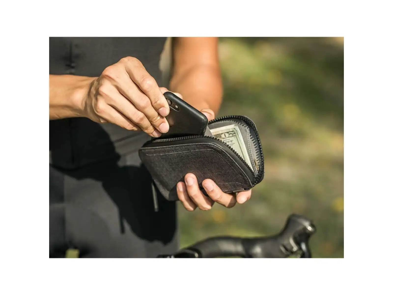 Topeak Cycling Wallet 4.7" wallet and phone case