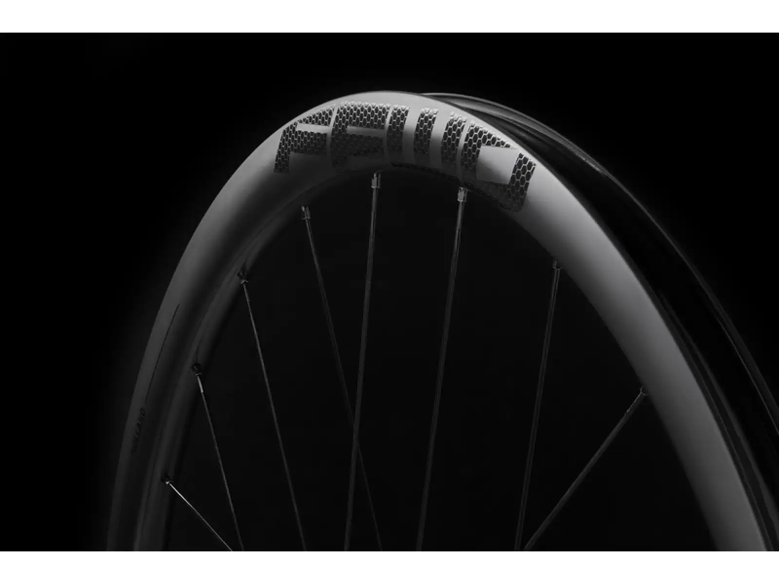 FFWD RYOT33 DT240 2:1 EXP road wheels clincher MattBlack freehub Sram XDR