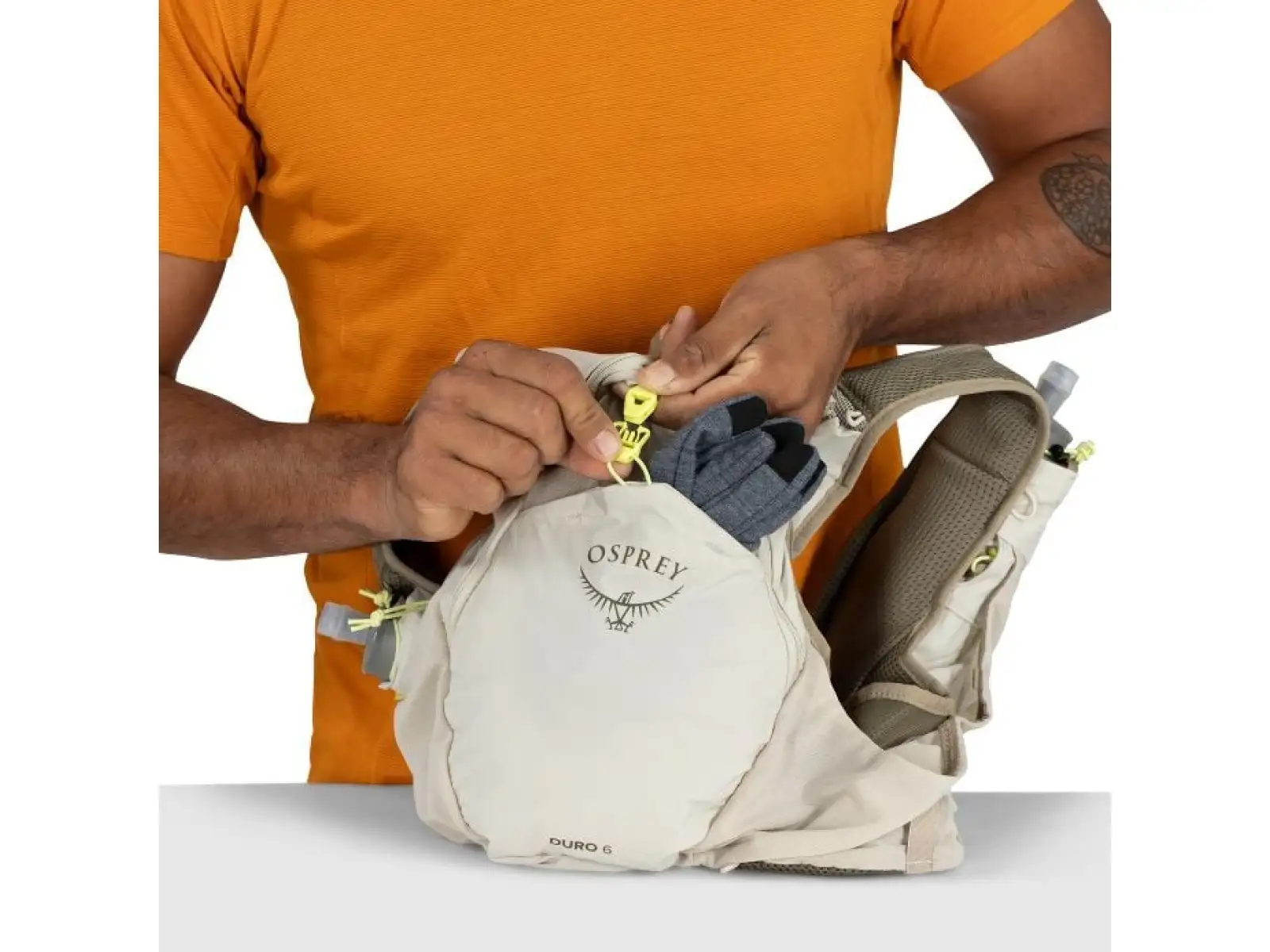 Osprey Duro 6 running vest Sandy Grey