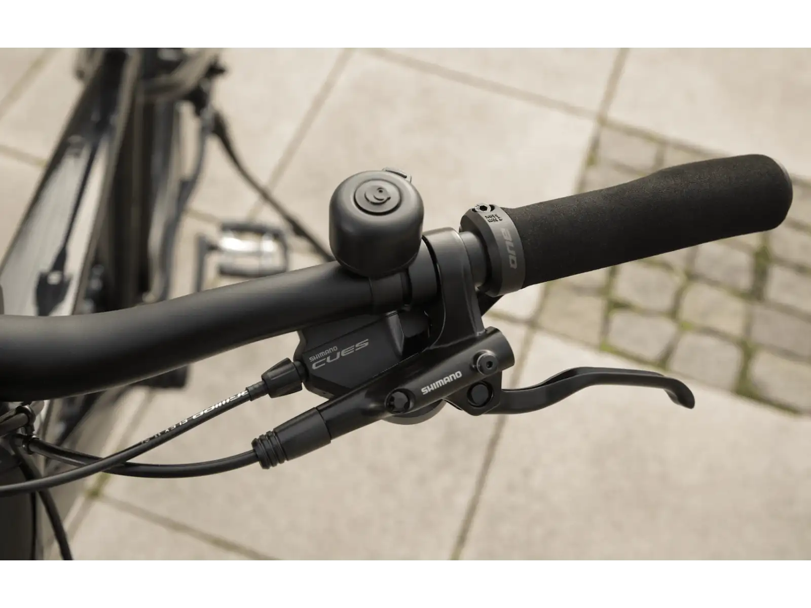 Superior Blox 6.7 T city bike Gloss Metallic Black
