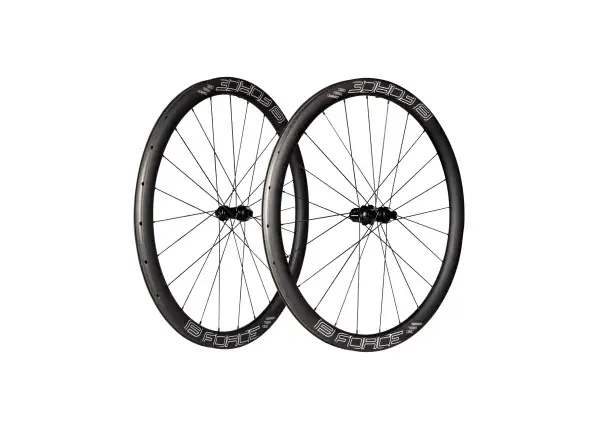 Force Team Carbon Gravel laced wheels 24 holes