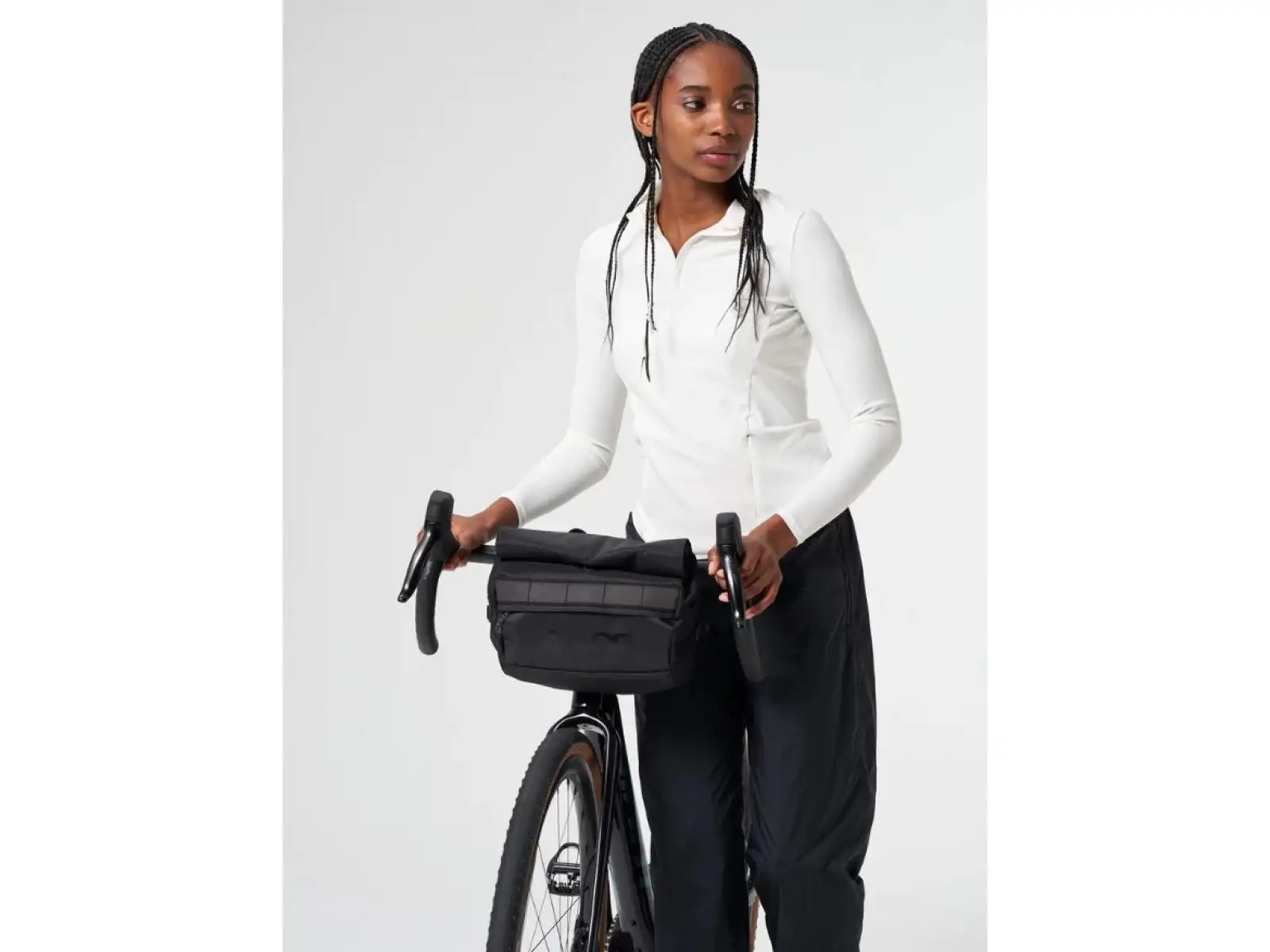 Aevor Waist Pack Proof waist bag 5-9 l Black