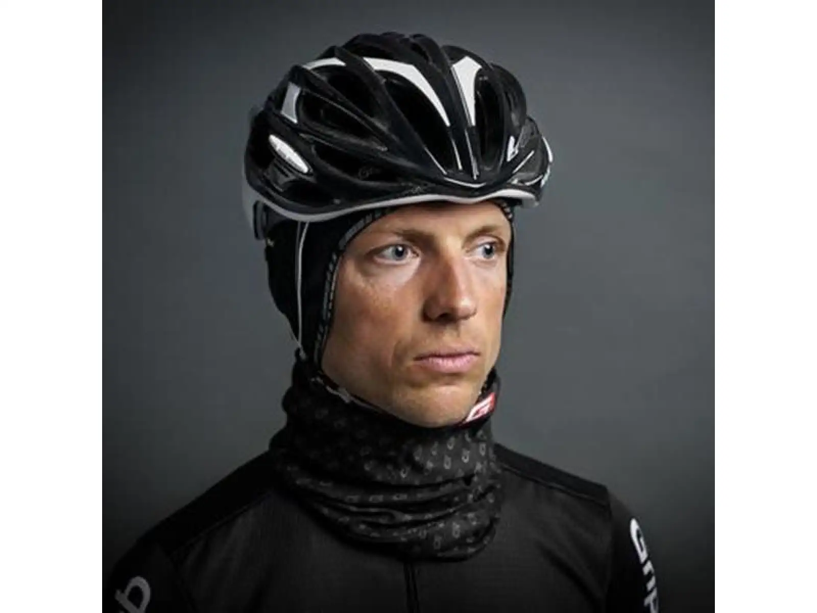 GripGrab Aviator cap under helmet