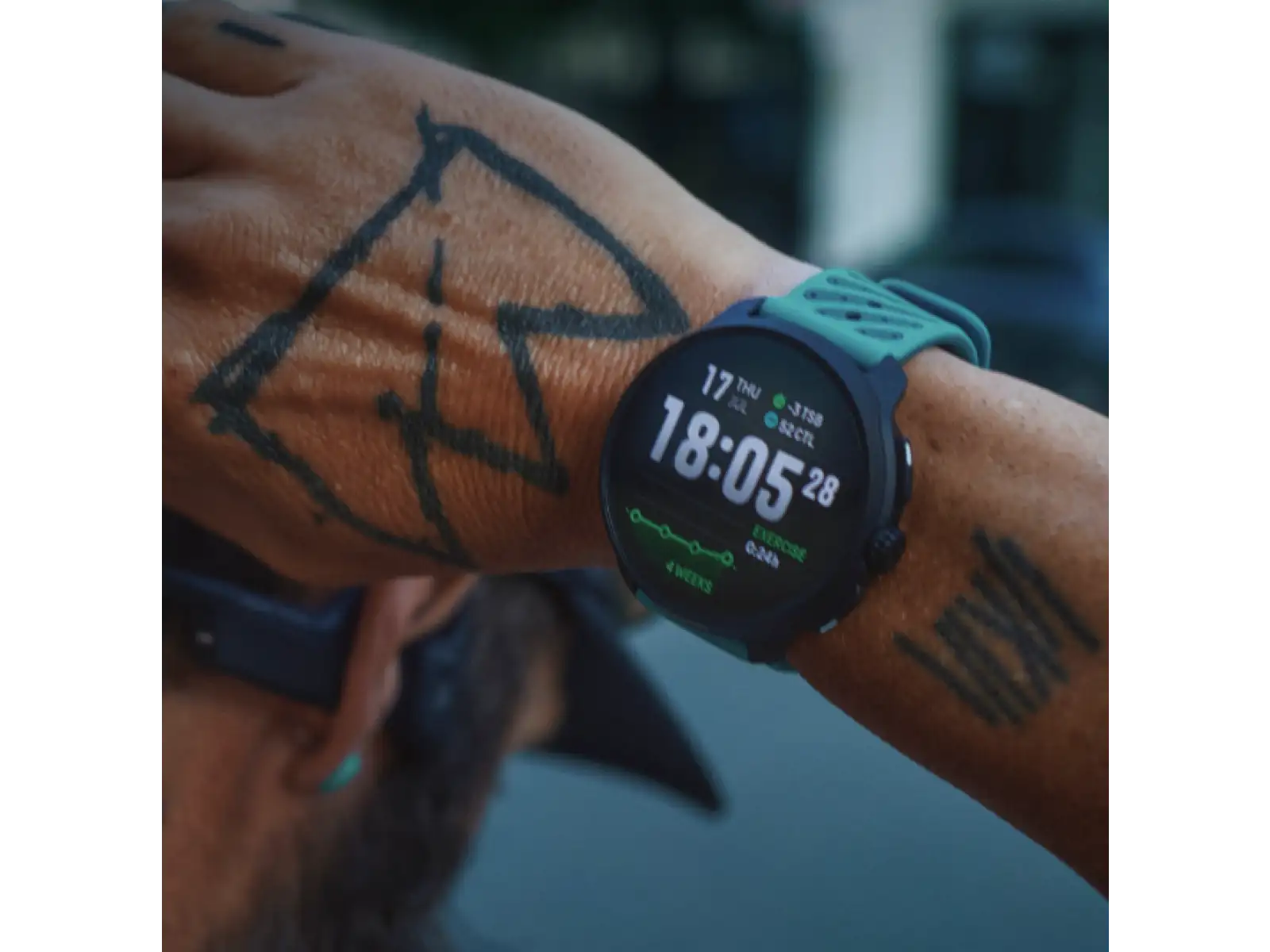 Suunto Race 2 smart watch wave blue