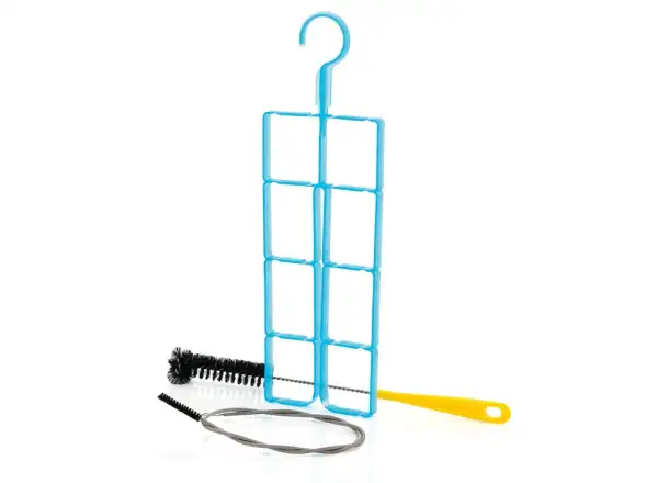 XLC BC-X01 cleaning kit for hydration packs