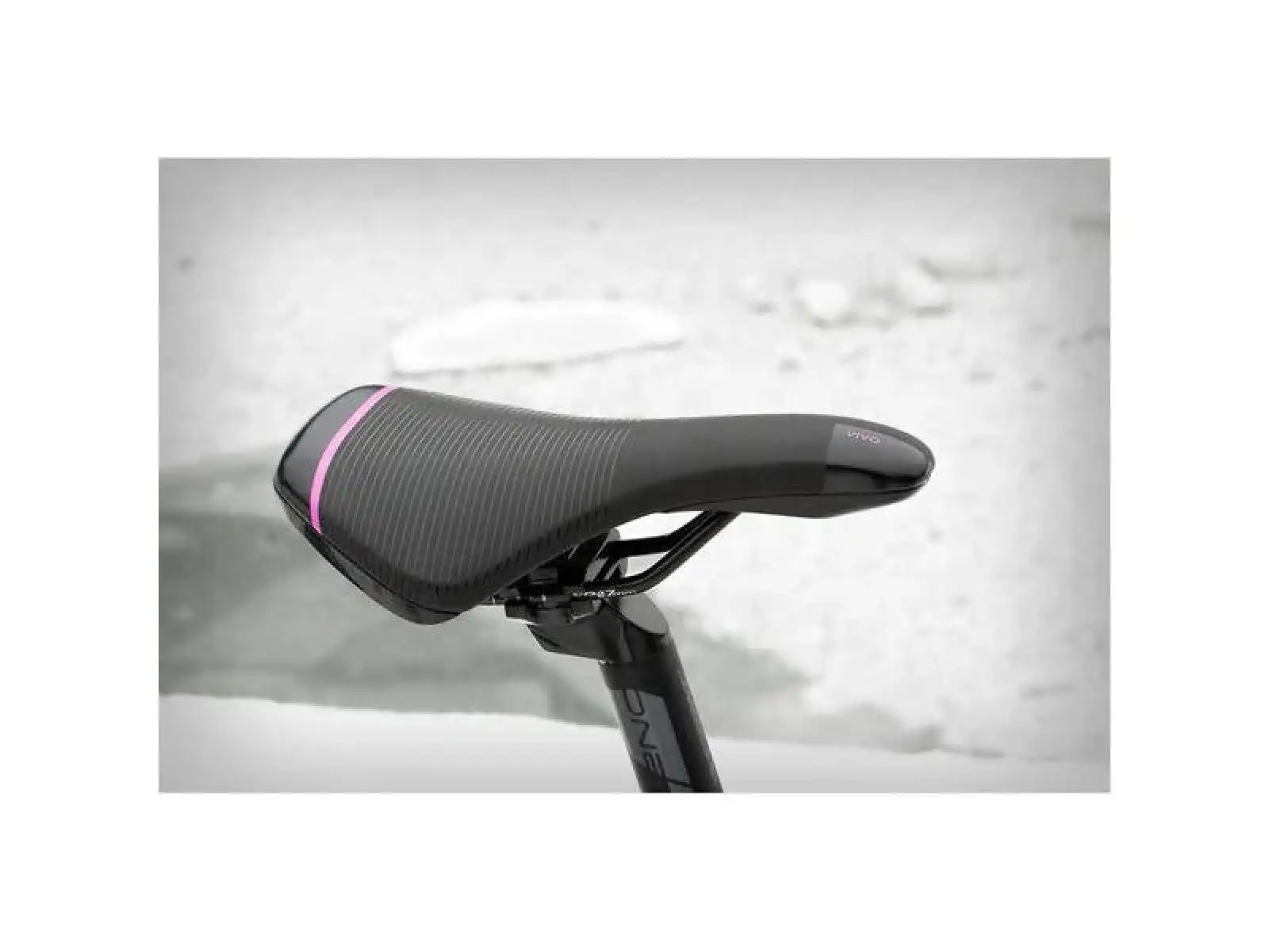 Superior XC 819 W Gloss White Metallic/Purple women's mountain bike