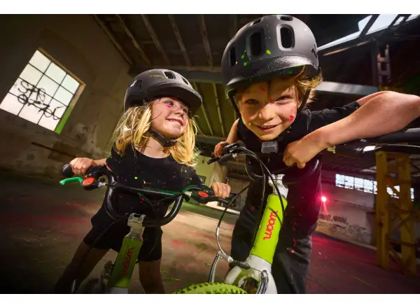 Woom GO 2 kids bike neon lime