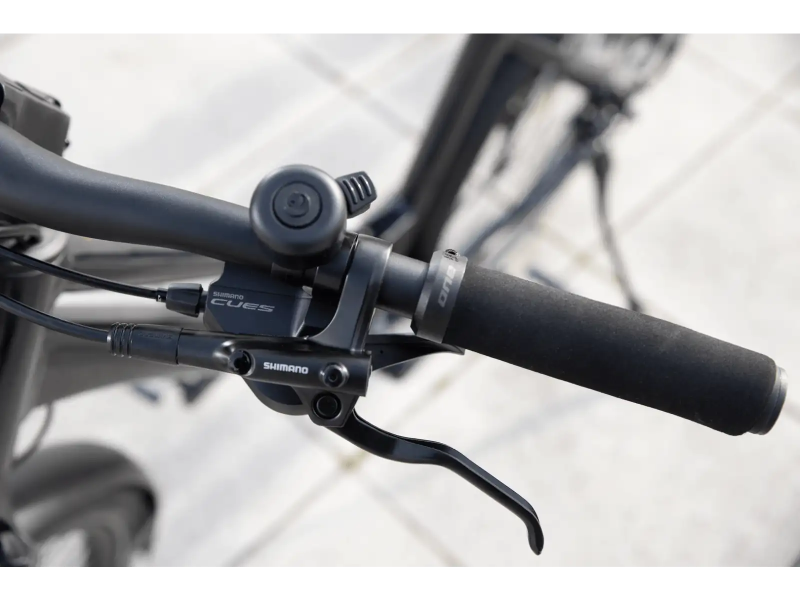 Superior Blox 6.7 T MS bike Gloss Metallic Black