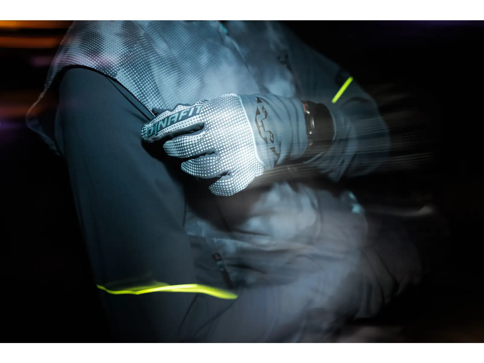 Dynafit Trail Reflective running gloves Cinder