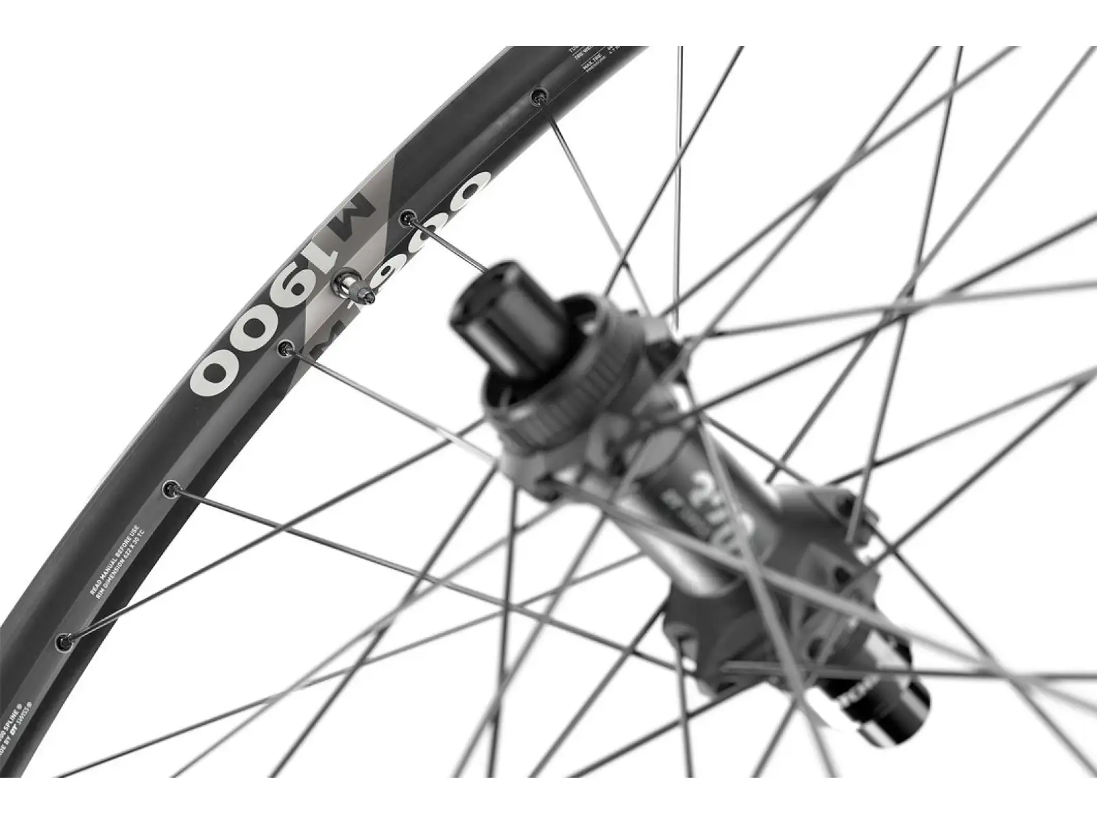 DT Swiss M 1900 Spline Boost 29" wheelset
