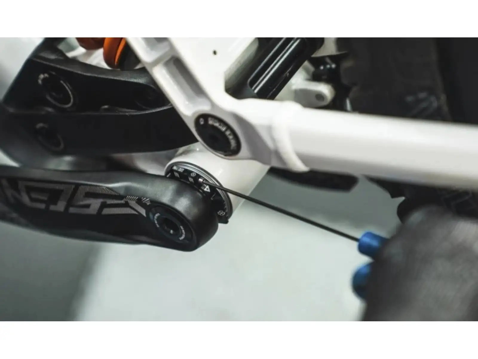Muc-Off Crank Preload Ring Blue
