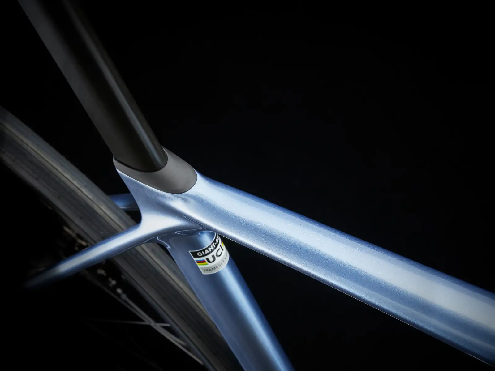Giant TCR Advanced 0 PC road bike Frost Silver